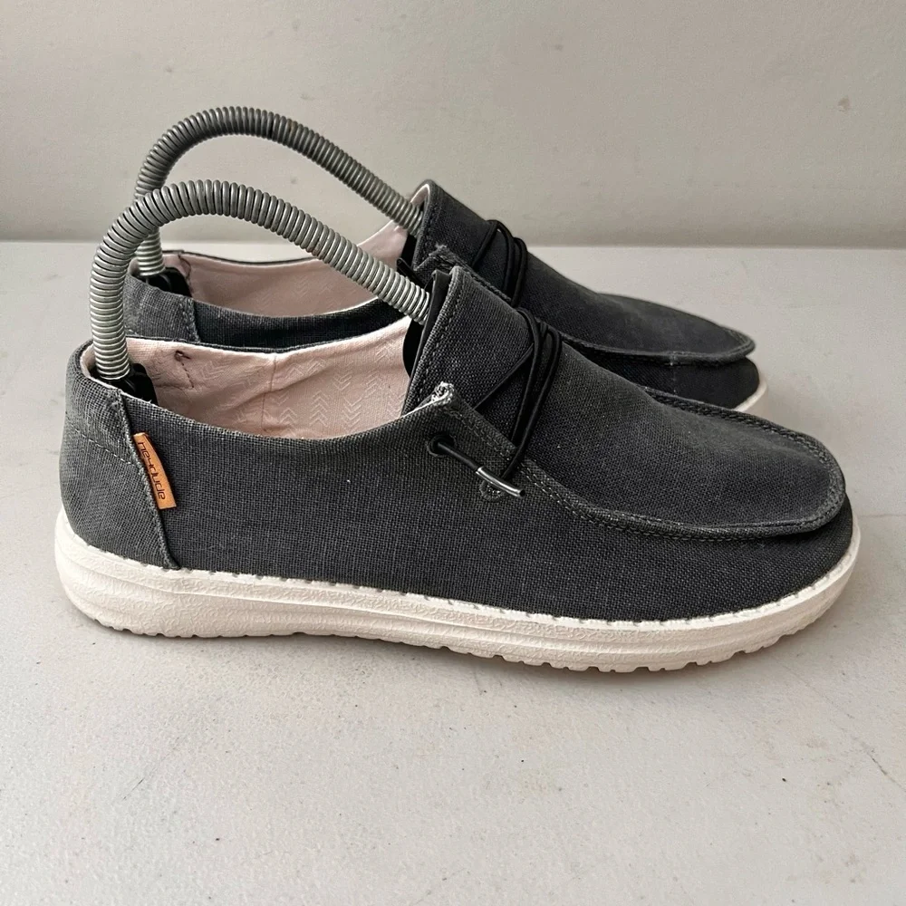Hey Dude Wendy Chambray Off Black Slip On Loafers  Men’s Size 7